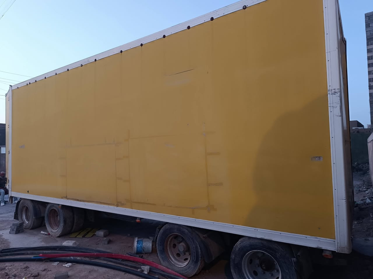 للبيع عربانه مقطوره 4 دناكير السعر 42 ورقه بالبصره الاستفسار ***********.***********
