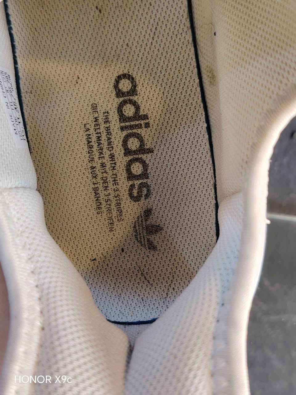 أديداس قياس ٤٦ قطعه مفوله ٢٥ مع التوصيل


**إذا كنت صاحب هذا الإعلان وتريد حذفه لأي سبب، رجاءا أرسل رسالة إلى الدعم الفني**