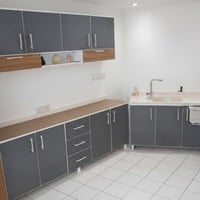 سنك وملحق جديد غير مستخدم قطعتين تفصال نوع الخشب تركي  mdf قياس مترين ...