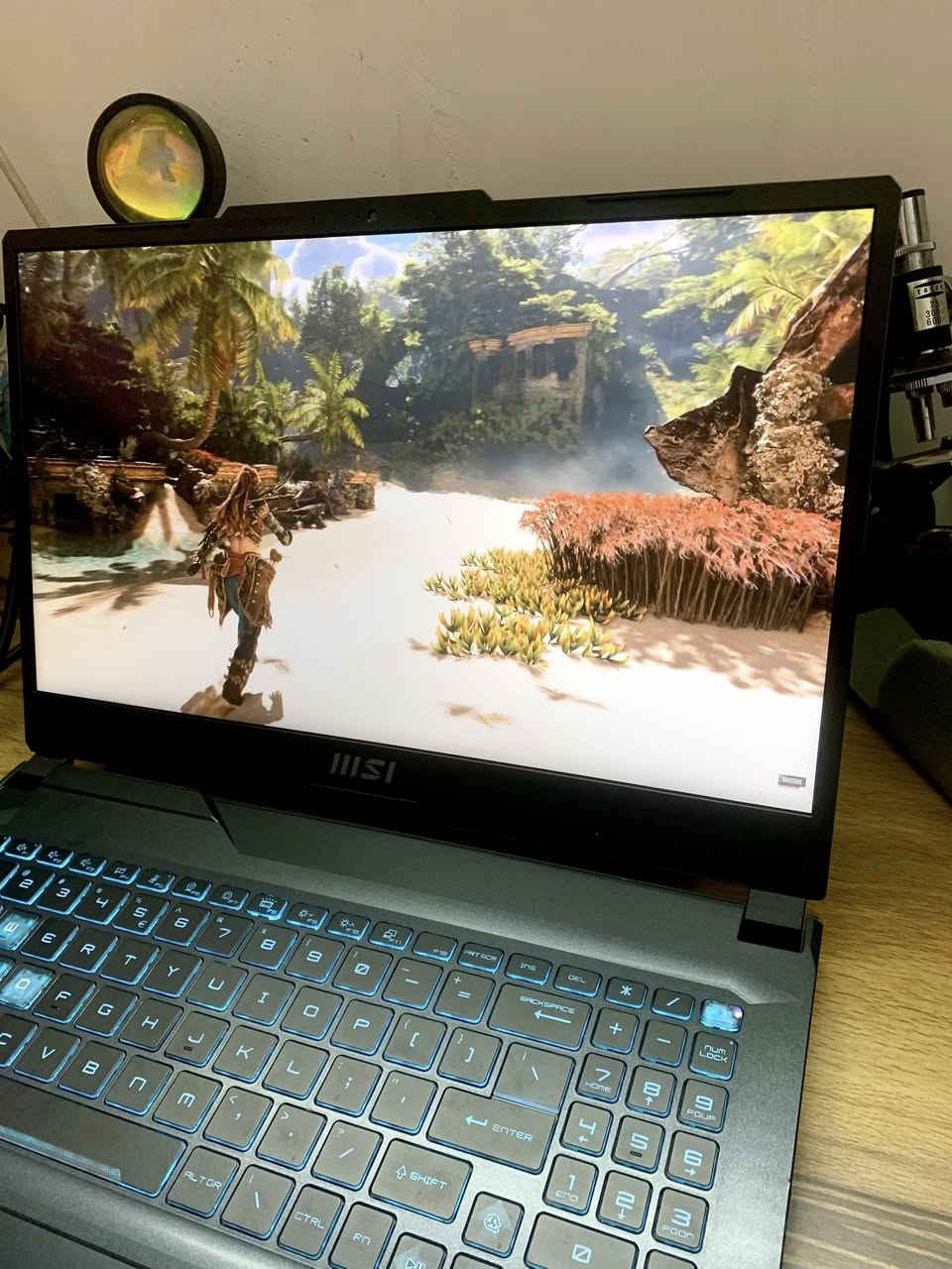 السلام عليكم ورحمه الله
لابتبوب الكيمنك الاحترافي من Msi باحدث فئاته السايبورغ 1S

اللابتوب بنضافه جدا عاليه مستخدم قليل مضمون من اي خلل
ياتي بالعتاد الاتي
شاشه حجم 15 انش ألوان 100%SRGB ثن بازل خامه Led بمعدل تحديث 144Hz
معالج احترافي من انتل 
Core i5-12650H -5.20GHZ BOOSTED
من الجيل الاثنا عشر فئه H للاداء الثقيل
كرت الشاشه عملاق من
Nvidia RTX 4060-8GB DLSS + frame gen
بحجم كرت شاشه 8GB ممتاز 
رامات 16GB نوع DDR5
هارد سعه 1TB SSD كلاهما قابل للتطوير
كيبورد ضوئي وبطاريه تستمر ٤ ساعات عمل
اللابتوب الترا سلم جدا نحيف بوزن جدا خفيف

اكيد اللابتوب احترافي بكافه الكيمنك الثقيل وبرامج المونتاج و الهندسه

السعر  مليون و ١٤٠ الف فقط
بغداد قرب البياع ويوجد 🚚 
للتواصل***********
