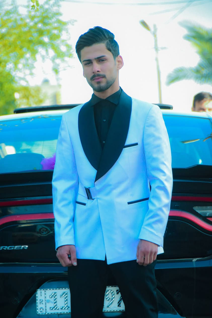 أجعل حفل زفاف مميزة🤵👰🌼💕
وثق اجمل لحضات العمر🤍🎞️
 حفل زفاف الاخ حسين علي الجاسمي ♥️❤️
الف الف الف مبرووك يالغالي 
للحجز والاستفسار 👇
***********📞
