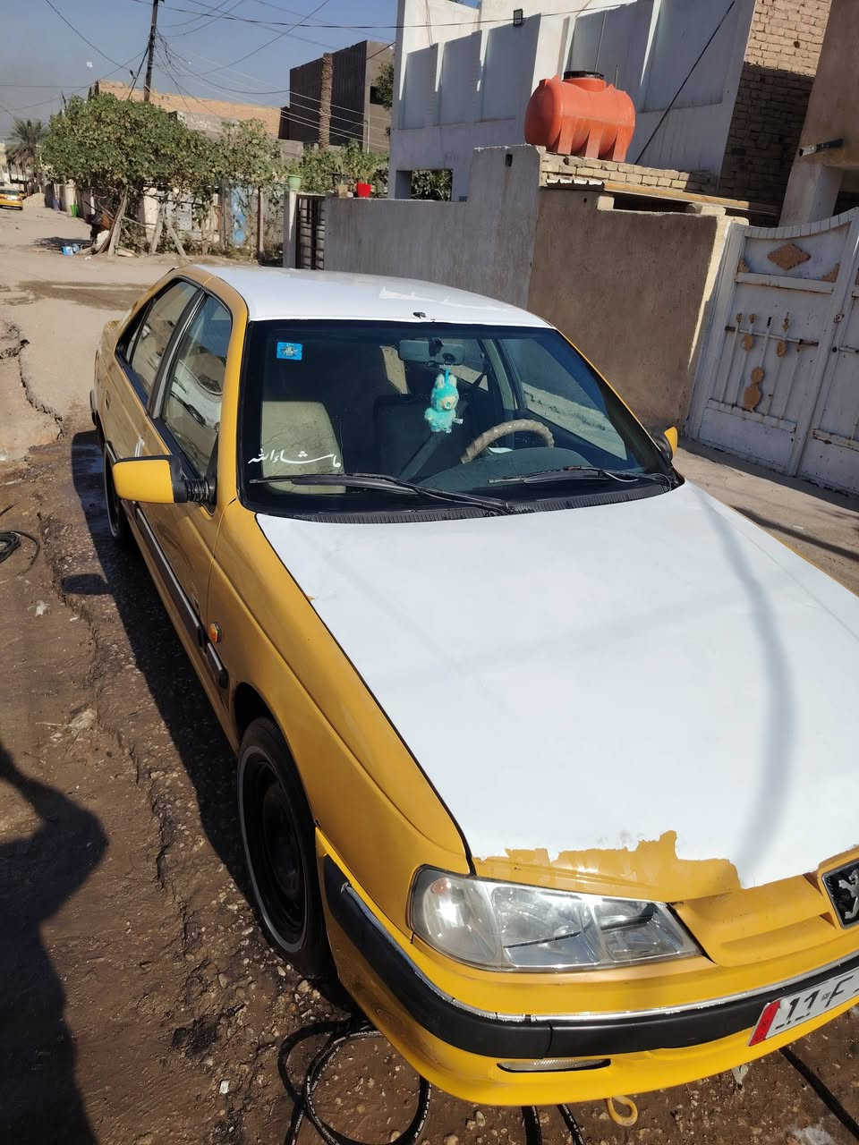 السلام عليكم بيجو موديل 15 منضومة غاز تبريد ثلج كير ومكينه خير من الله السياره مال جناي نضافة الكشر 99٪ كهربائيات كلها شغاله السياره باسمي تحويل ثاني يوم رقم انكليزي بغداد هزه ماساقطه السعر خاص ***********
