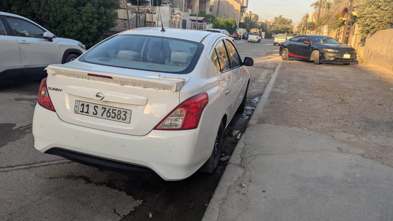نيسان سني هندي موديل22بغداد ماشيه 60 كيلو مكفوله السعر 108مكان السياره بغداد المعلمين المشتل ***********

