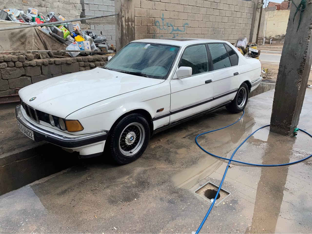 سياره بيام دبليو مكينه وكير مكفولات  لسنويه تنتهي لحد 30رقم جديد حداديه حلوه تخم تاير*********** الزبير, البصرة
