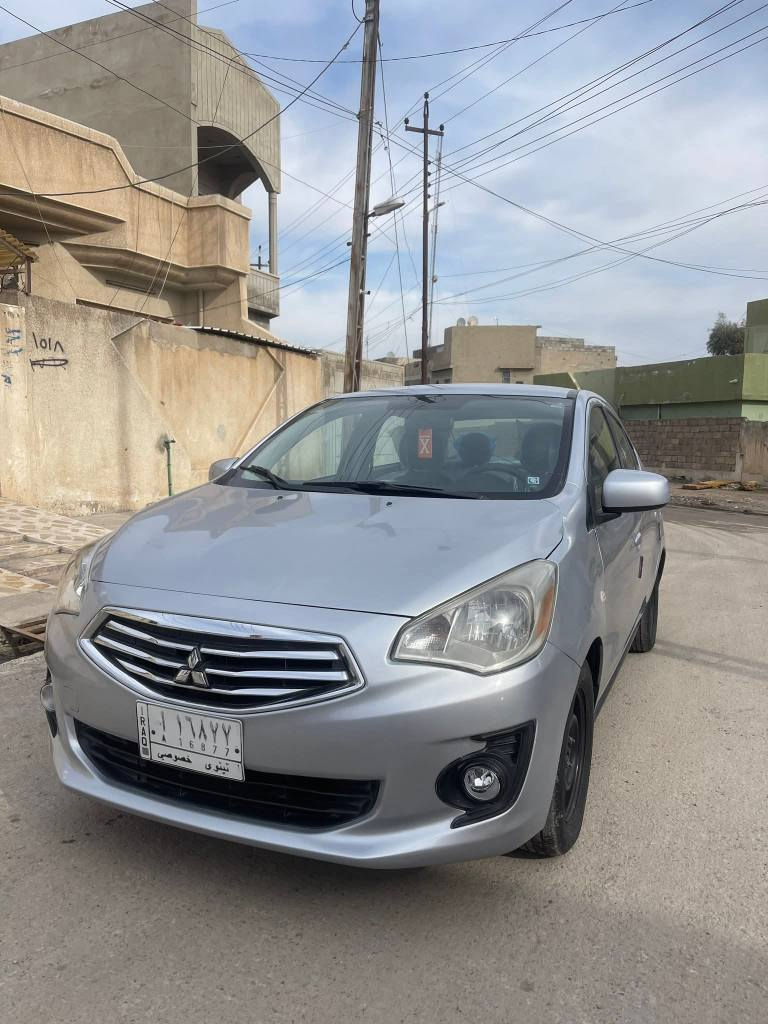 السلام عليكم مستبوشي ميراج g4 للبيع سياره حادثه مثل ما موضح بل صور صبغ قطعتين بوند + جاملغ سياره حلوه ونضيفه وجاهزه ماشيه 92الف مواصفات نص فول موديل2019 شرط التحويل والوكاله مكاني موصل 
وللتواصل على الرقم***********
السعر 80 وبيه مجال موصل, نينوى
