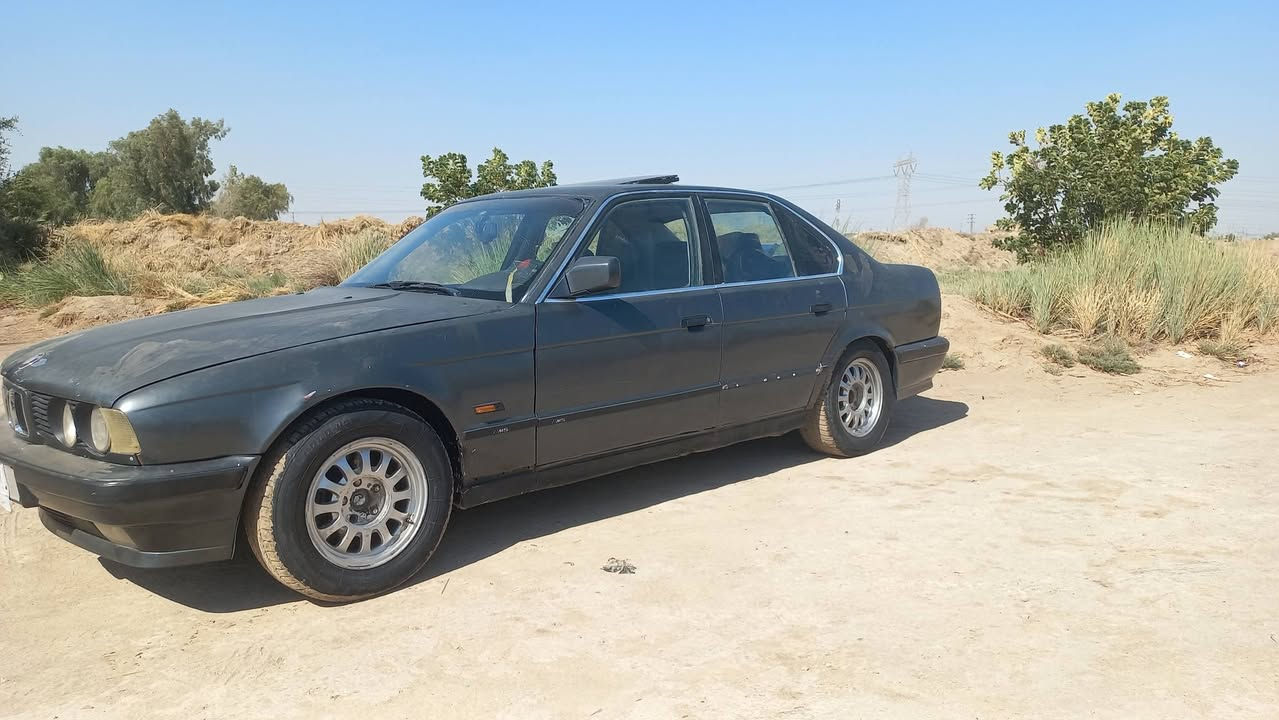 سلام عليكم بي ام 525 مسكر عدله نقصها كير قافل نمره ١ رقم بابل مداور ثاني يوم سنويه بيها كتاب فقدان مختوم جاهز سعرها ٣٠ وترهم مراوس عنوان ديوانيه الحمزه الشرقي (***********)
