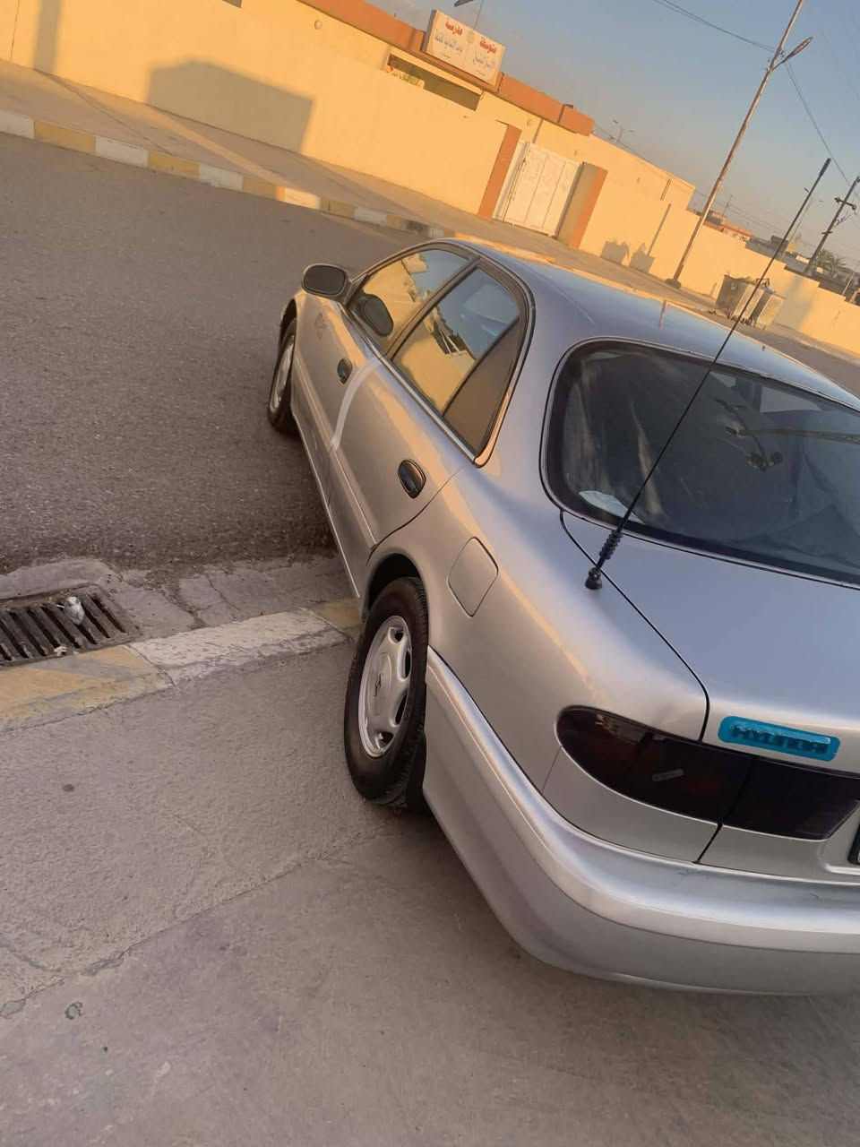 سلام عليكم
سوناته تو  موديل 1994
رقم ديالى 
مكفوله من الضربه والطخه والخياس 
مصبوغه عام الجماليه َ
مكينه وكير خير من الله 
صدر امامي خلفي جديد
تبريد تدفئه شغاله 
تخم تاير 
ويل كب ابلادي 
كهربائيات كله شغاله 
العنوان ديالى
***********
السعر 50 وبيه مجال
