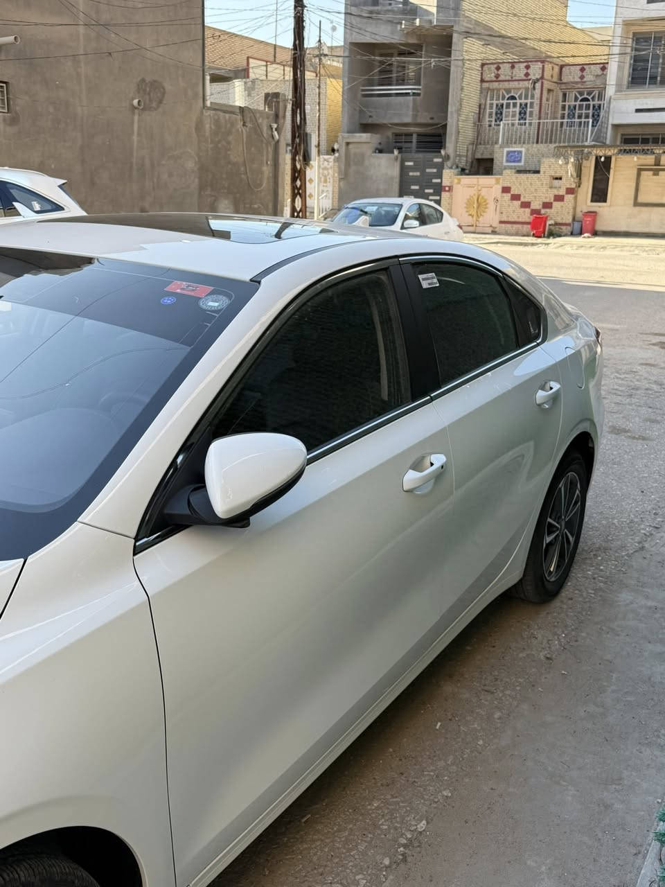 السلام عليكم
معروض للبيع كيا كي ثري k3 2024 
مكفوله كفاله عامه من ضربه وصبغ وبارد وكل شيء 
ماشيه 39 الف فقط
السياره جديده ومابيها اي نقص 
رقم اربيل وكاله او تحويل 
المواصفات معروفه فول 1/1 
السعر 142 مجال قليل للشراي 
مكاني النجف حي العداله 
***********
