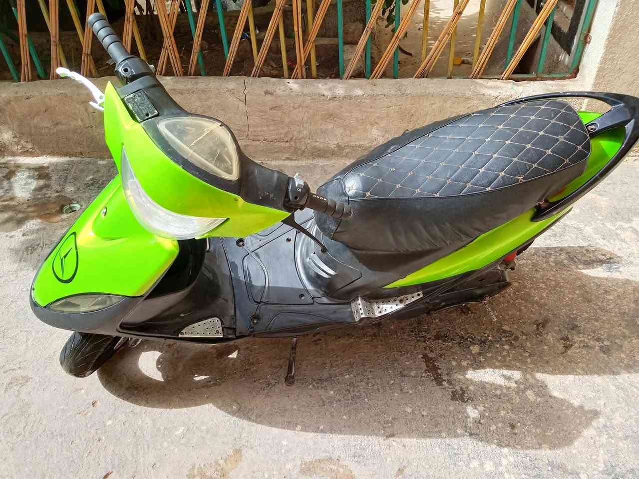 للبيع دراجه ماكس 
محرك ناعم خرسه سلف نص هندر شلعه قويه
لايتات أشاير هورن كلشي نضيف كفاله
السعر450لف وبيهه مجال
مال متوازي الله شاهد
مكاني اطوريج قرب المعهد التقني 
رقمي 0776984
587


**إذا كنت صاحب هذا الإعلان وتريد حذفه لأي سبب، رجاءا أرسل رسالة إلى الدعم الفني**