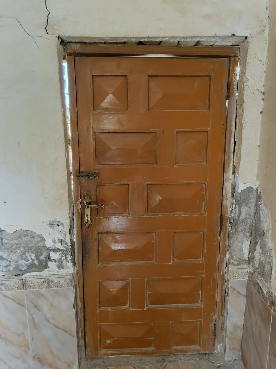 بيبان خشب للبيع. نضاف فقط يحتاجلهن صبغ   شراي يتفضل خاص او يتصل 0780626523


**إذا كنت صاحب هذا الإعلان وتريد حذفه لأي سبب، رجاءا أرسل رسالة إلى الدعم الفني**