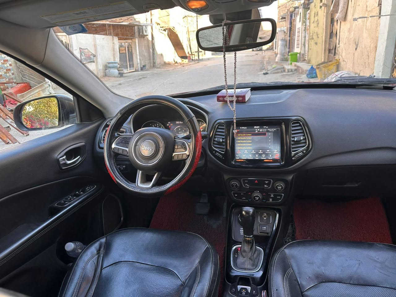 السلام عليكم 
كومباس٢٠١٨ حادث خلفي قبق جنطه
لميتد فول عدا الفتحه ارباك سليم 
رقم نجف 
مكان نجف 
السعر ١٣٧
للتواصل ***********
