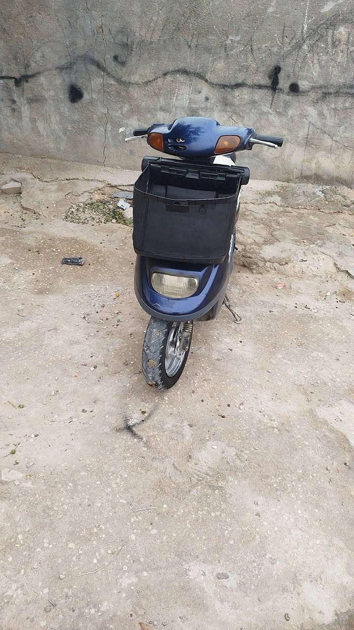 السلام عليكم دراجه منغول بلاديه 2003 ما مفتوحه كل شيء شغال العنوان كربلاء سايدين حي الشهداء الموظفين الشراي نتصل على هذا الرقم ***********
