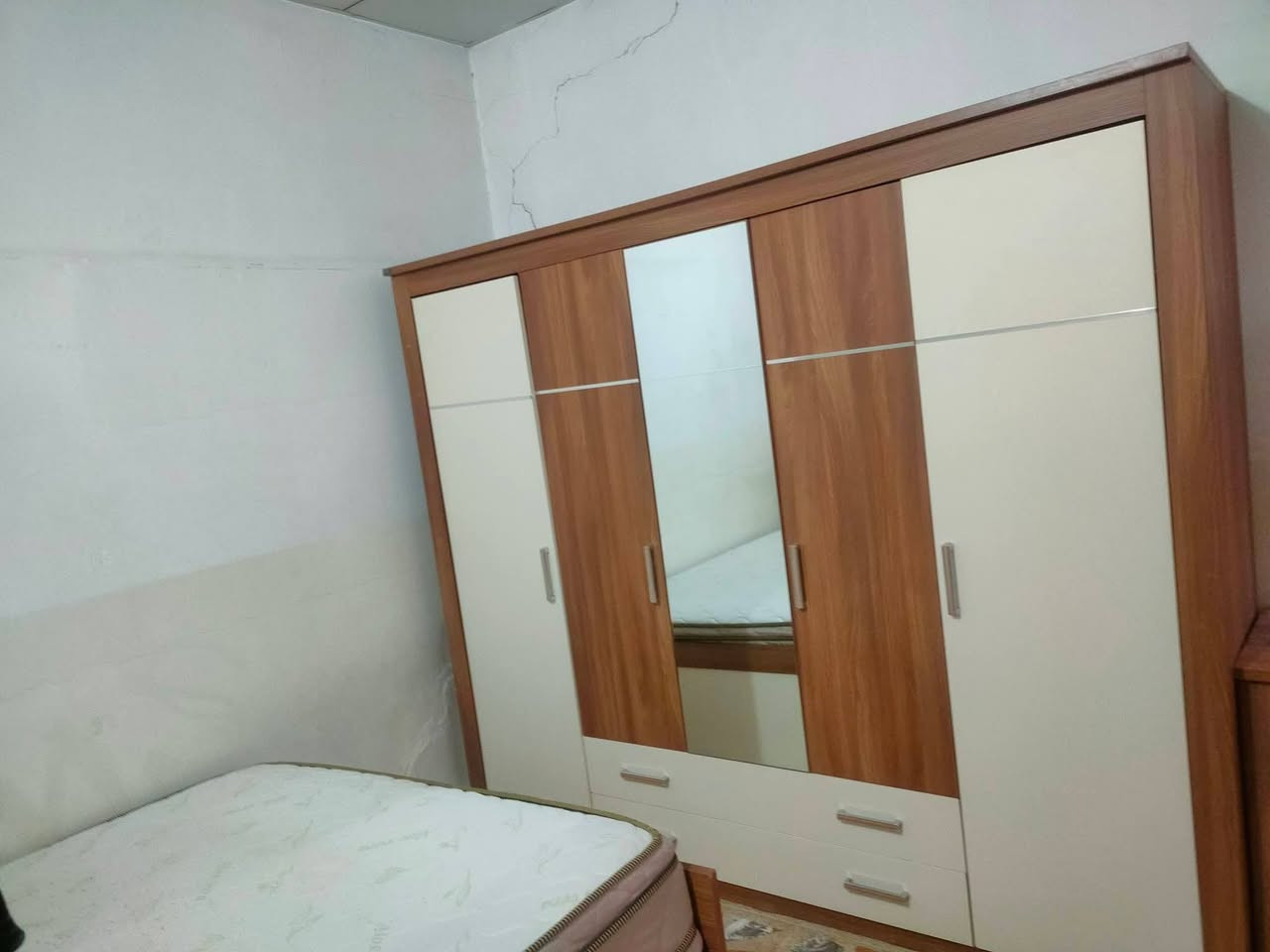 غرفة نوم للبيع


**إذا كنت صاحب هذا الإعلان وتريد حذفه لأي سبب، رجاءا أرسل رسالة إلى الدعم الفني**