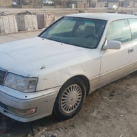 سيارة راس الثور السعر بـ70 وبي مجال الرقم 07865294401