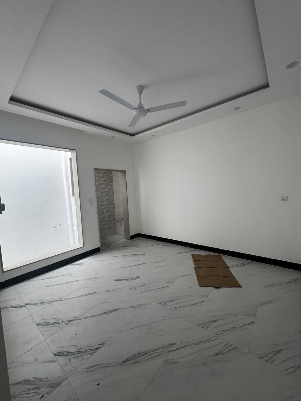 🏠دارين للبيع للبيع
📍الموقع حي المالية خلف دائرة بلديات نينوى 

مساحة كل دار 130 م الواجه 5.75 م 

↕️كل دار مكون من ثلاثة طوابق 

♦️الطابق الاول 

هول ومطبخ وصحيات وغرفة نوم مع سويت 

♦️الطابق الثاني 

استقبال وغرفتين نوم مع سويت وصحيات 

♦️الطابق الثالث 

غرفة نوم وبيتونا 

⬇️⬇️⬇️⬇️للاستفسار اتصل على الارقام ⬇️⬇️⬇️⬇️

👤فيس بوك #مكتب دلتا لتجارة العقارات 

☎️ كورك ***********

☎️ اسيا  ‭***********

📍باقي التفاصيل زورو مكتب دلتا لتجارة العقارات 

♦️سايدين الصديق  مقابل سنتر بغداد عمارة قاعة الخاتون للأعراس

⬇️ باقي العروض ومعرفة السعر 

داخل صفحة #مكتب_دلتا_لتجارة_العقارات
