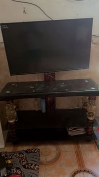 ميز • بلازمة