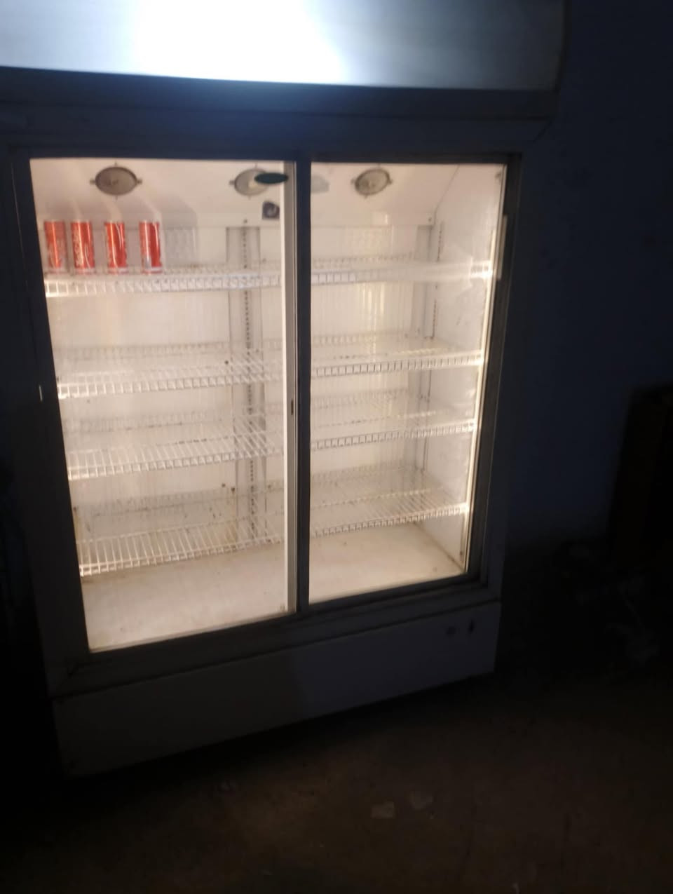 سعر خاص وأنه خادم مكاني الشطرة 

***********
