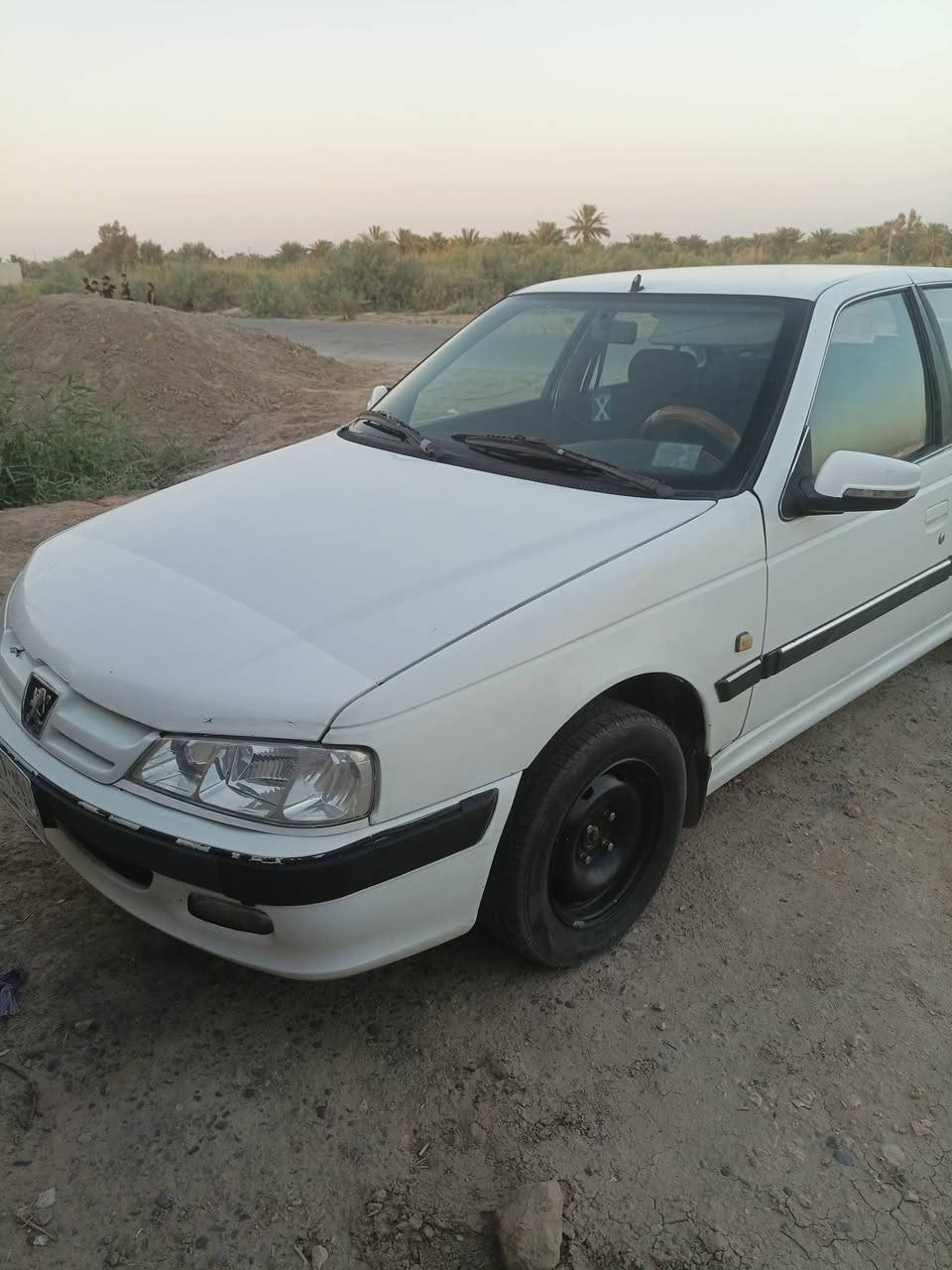 بيجو باص موديل 14
رقم انكليزي مثنى  بسمي
مكينه شرط لا تنقيص ولاتبخير  تبريد ثلج كهربائيّة كلها شغاله + شاشه كامرة
تخم تاير نضيف باتري جديد توني شاده 
السيارة بس بنيد طاير اوبدلته العنوان الديوانية الشافعيه 
السعر ٤٨ /  ***********
