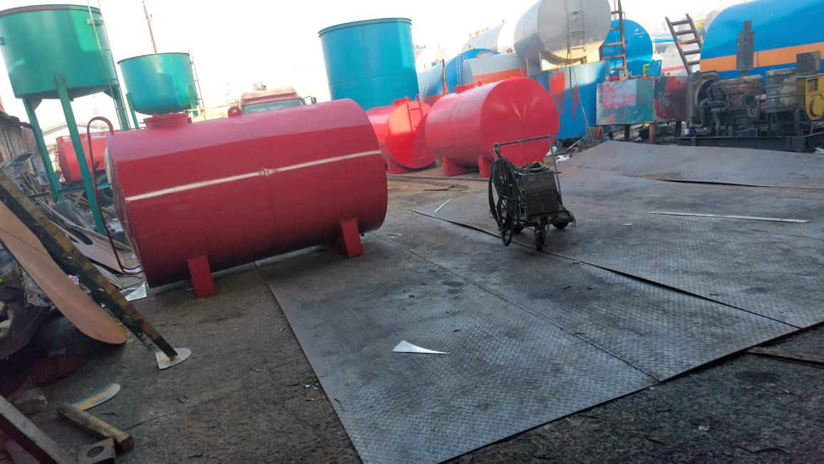 للبيع جميع انواع الخزانات والمقاطير بغداد صناعه جرف النداف***********
