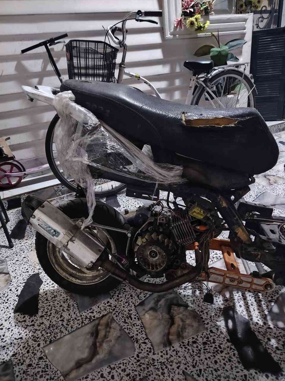 سلام عليكم ماكس منغولي تجفيت جديد 55 شلعه معدل فول اوياله رياضي قطره رياضي شيال راجع اصلي رياضي صالنصه توبو + باتري جديد تايرات جديد دراجه تحتاج فقد ضفيره حته تشتغل انطيك المحرك بل شرط شغال بس يحتاج ضفيره السعر 150 وبي مجال الطيبين رجاءٱ الموشراي لا يتعبني الشراي خاص او ينتصل عل الرقم ***********
