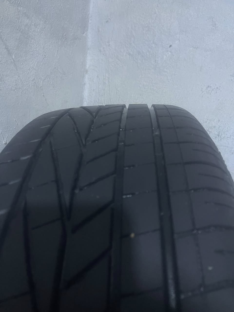 تخم ويل اصلي 16 اسود على تخم تاير كود يير قياس  16/55/215 سعر التخم انتاجه 23 سعر التخم كامل  مع الشد كامل 225 الف يرهم مرواس بويل كب 
مجمع المصطفى المشتل شارع المدارس
***********
