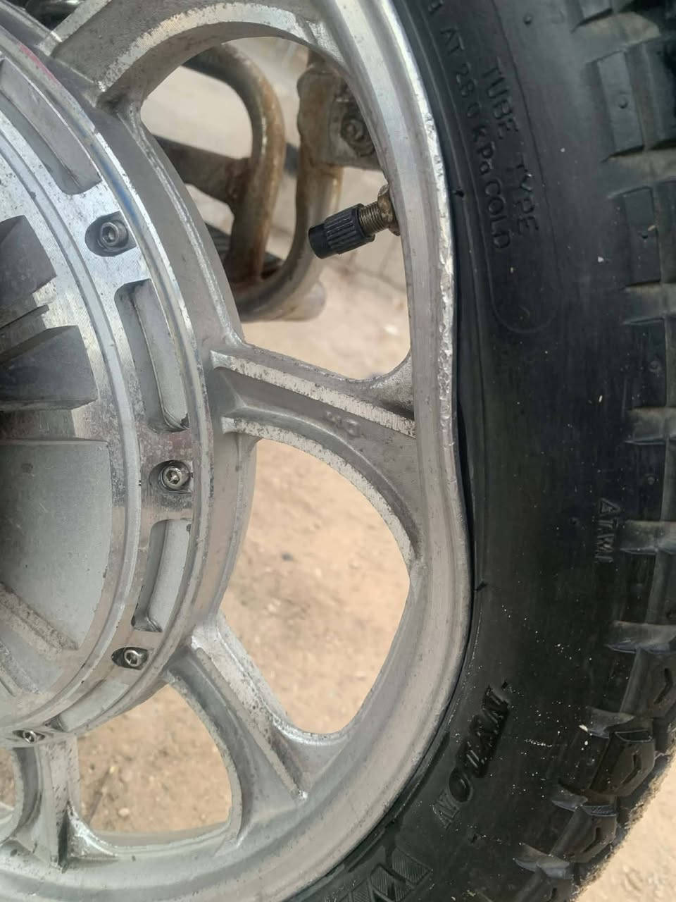 هارلي للبيع بطاريات 36امبير بعدهن بجيس بي طعجه بل ويل  مراوس بموطور بانزين كير او بيع السعر 430وبي مجال مكان فلوجه نساف بعلوان اي استفسار خاص


**إذا كنت صاحب هذا الإعلان وتريد حذفه لأي سبب، رجاءا أرسل رسالة إلى الدعم الفني**