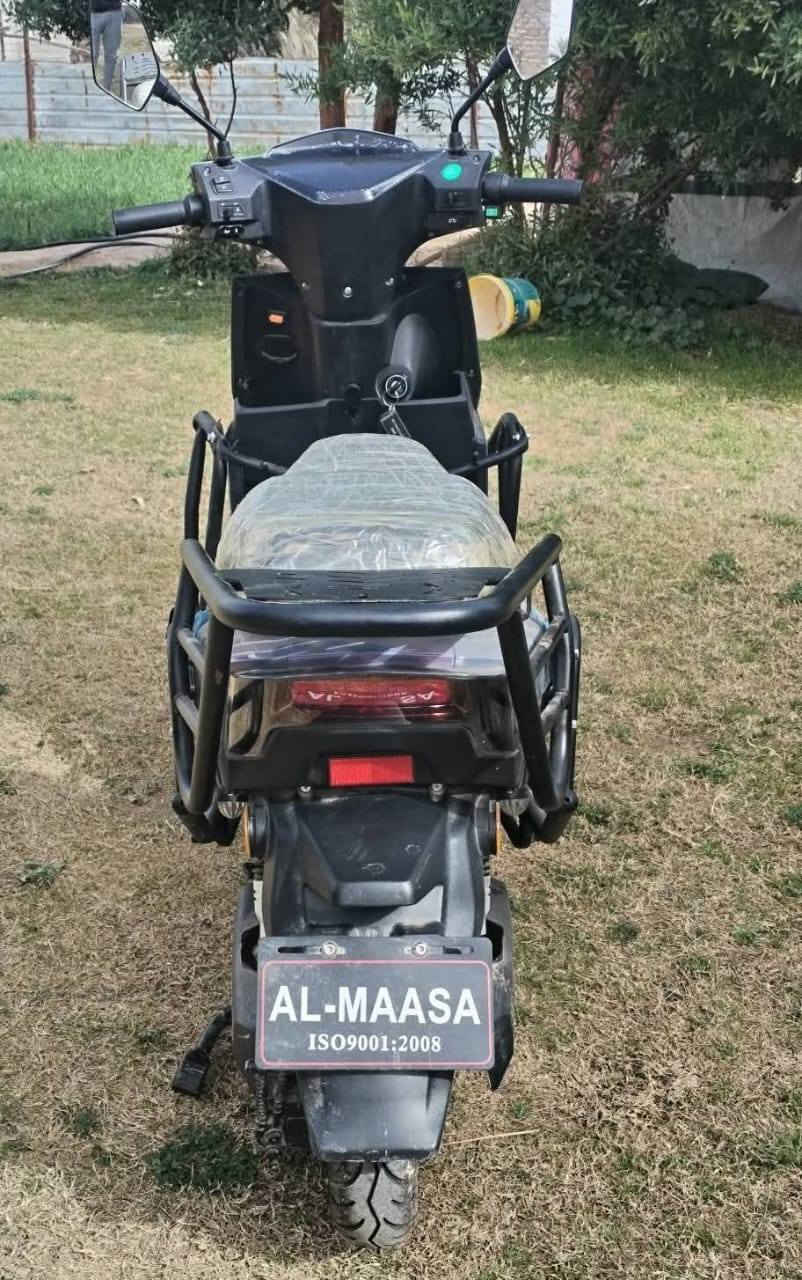 موطور الماسه الاصلي للبيع مستخدم شي قليل بي ضربه بس ب تاير الامامي مكاني الجزيره البوعساف الشراي يجي  خاص  أنور العسافي


**إذا كنت صاحب هذا الإعلان وتريد حذفه لأي سبب، رجاءا أرسل رسالة إلى الدعم الفني**