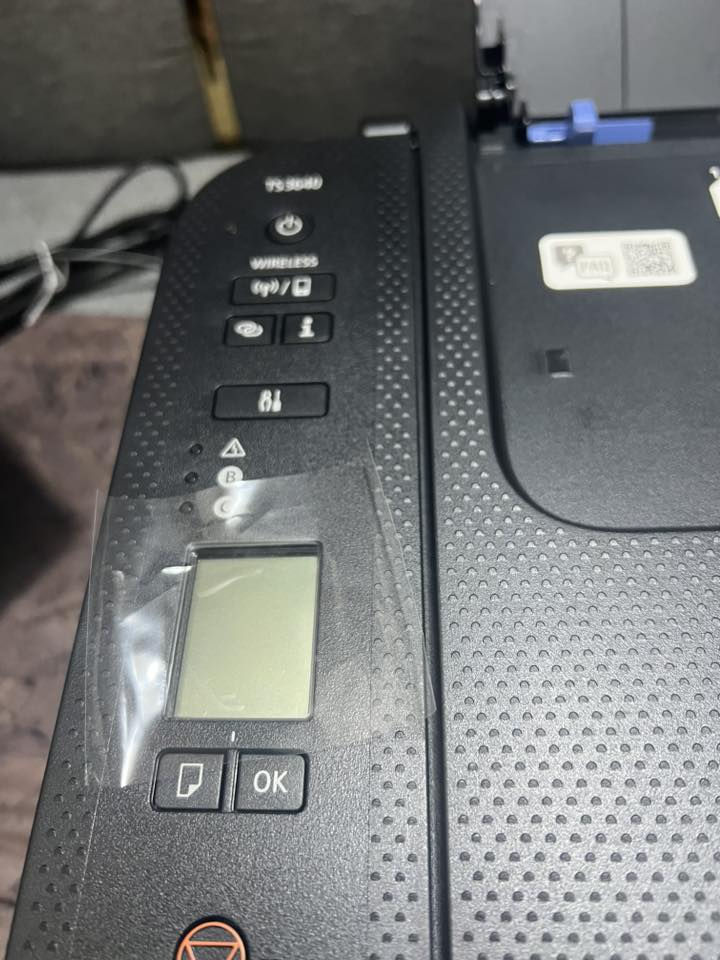 طابعه كانون ملون وعادي جديده استخدام اسبوع سحب عن طريق الهاتف والحاسبه وخاصيه الواي فايف مفيده لاستخدام البحوث الدراسيه والتقارير والمكاتب واستنساخ كافه الورق A4 
سعرها 60 الف مكاني بغداد العبيدي 
***********
