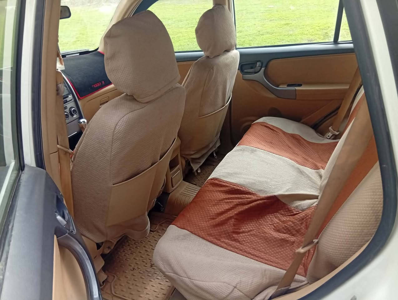 السلام عليكم  للبيع او ترهم مراوس حسب القناعه شيري تيكو 2013 بسمنه  رقم نكليزي مكفوله كفاله عامه كشر ومكينه ما عدا خياس بل هلالات الخلفيه وملكطه على كدها داخل جلد وشاشه جاهزه تبريد تدفئه من كلشي جاهزه مال جناي الي تعجبه يجي ويشلع عيوني مكانها بابل ناحية الشوملي قرب محطة انوار بابل  ***********
