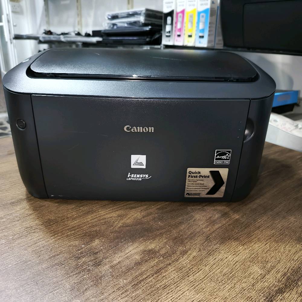 طابعة کانون LBP6000 
                                                     مستعمل بحالة ممتازة 
                                                        تطبع  اسود وابيض        
                                                                                                          وجه واحد

 سعر الطابعة فقط 110 الف    

                                                         .        +كاترج جدیدة 
 +كيبل حاسوب جدیدة 
 +كيبل كهرباء جدیدة 
  نسبة النظافة 95%
  بضمان فحص و  تشغيل
توصيل موجود لجميع المحافظات 
                                  للحجز واتس اب ***********