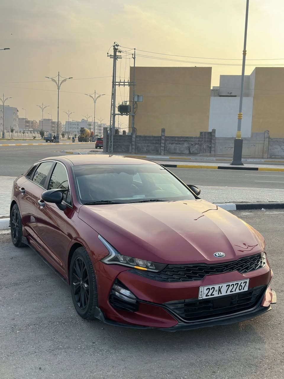 الـسـلام عـلـيـكم
كيا كي فايف // k5
للبيع او مراوس فقط بجينسز 
موديل السيارة :-2021
الفئة:-   LXS
مواصفات السيارة؛-

1-محرك 1.6 توربو 
2-بصمة 
3-رادار امامي
4-رادار خلفي
5-توقف ذاتي عند الرجوع
6-اشارة بالمري (نقطة عمياء)
7-صندوق يفتح عند الوقوف امامة
8-تشغيل عن بعد 
9-سايد بريك دكمة
10-اوتو هولد 
11-تحديد مسار
12-قيادة شبة ذاتية
13-اوامر صوتية 
14-شاشة اصلية كار بلي و اندرويد اوتو 
15-رقم السيارة شبة مميز 
16-كاميرا خلفية وكاميرا قلاب 
17-كروس كونترول (تثبيت سرعة)
18-لد نهاري
19-توقف ذاتي عند الرجوع للخلف
20- تحذير عند فتح الباب
21-اربع انظمة قيادة(NORMAL-SPORT-SMART-COCITM)
22-ترحيب عند الوصول يم الباب
23-تبريد مناخ منفصل
24-السيارة حرفيا كلشي ما ناقصها شغل واطلع
رقم اربيل تريد وكالة تريد تحويل

ممشى في امريكا 46mi
ممشى السيارة الحالي 73mi 

        حادث السيارة جداً بسيط جاملغ جهة السايق مبدل نفس اللون وشبر بالبنيد راجع بارد ومصبوغ على كد الشبر

السيارة عليها تعديلات للجمالية:-
 ويل رياضي ، لحية ، دوسات جانبية ، كفرات مراية باتمان ، سبويلر خلفي ،زعانف خلفية ، انارة داخلية كاملة يتحكم بيها بالمبايل ، كفرات يدة سود ، تغليف بكلايت خلفي ،
———————-
السيارة مال جناي وكلش مداريها وارقى الدهن يندارلها وقبل فترة بدلت دهن كير ما ناقصها اي شي 
———————
السعر 165 ورقة 
——————-
للأستفسار:-
***********
            ***********.
