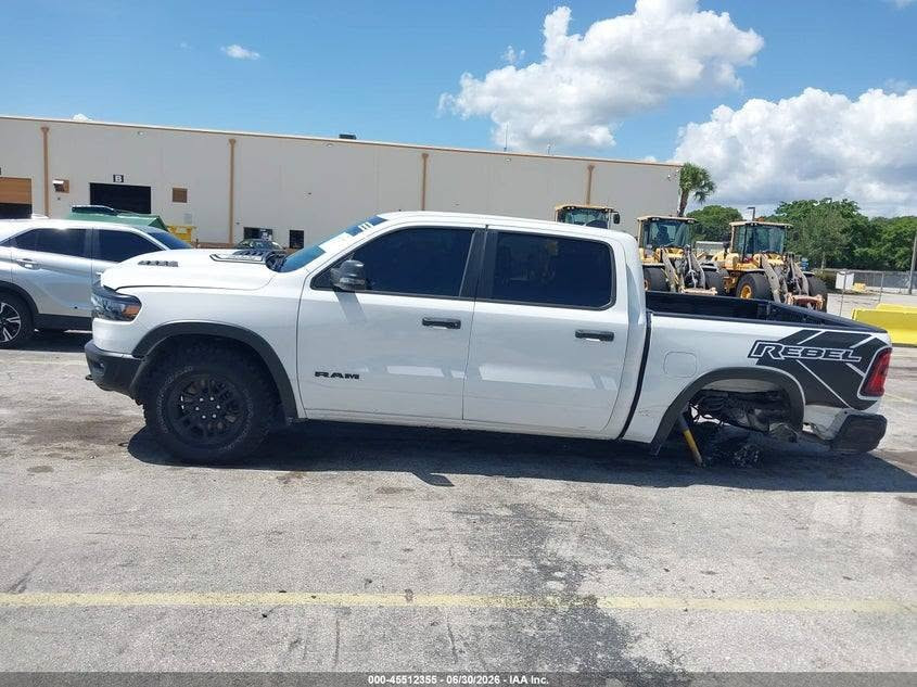 نوع السيارة: دوج رام  RAM 1500 REBEL 4X4 
🔍الفئة:؛  REBEL 4X4 5'7 BOX 
لون السيارة:  ابيض
عداد المايلات /   12 الف ماشية
موديل السيارة2️⃣0️⃣2️⃣6️⃣ 
❌الحادث او الضرر : موضح في الصور
💰السعر :  حسب المزاد باقي للمزاد  12 ساعة
------------------------------------
---------------------------------------
بامكانك ادخالها  بكتاب الشهداء او حرة الى العقبة او ادخالها الى اربيل  على الراغبين بالشراء
لدينا تقرير -_Carfax _ مجاني لفحص السيارة من المزادات الامريكية والكندية قبل الشراء

نتكفل بل سيارة لحين وصولها الى الزبائن اي استفسار مراجعة المكتب
لدينة معقب لتخليص السيارت  (حرة او ذوي شهداء)

{تم افتتاح الفرع الثاني لمكتب النمرود  لمزاد السيارات الوارد امريكي والوارد كندي}

العنوان /الفرع الاول الموصل ناحية النمرود السلامية مكتب النمرود
الفرع الثاني جنوب الموصل ناحية القيارة مكتب النمرود 2

خدمتنا تشمل:  
🚗 شراء السيارات المطلوبة حسب طلبك 
📝 تقارير كارفاكس شامله عن حالة السيارات قبل الشراء
🚛 ترتيب شحن السيارة من امريكا ألى اي مكان بأمان وسرعه 
📱نظام تتبع خاص بك لمتابعة عملية النقل من المزاد لحين الوصول 
🛳ارخص اسعار الشحن

- خدمة التخليص الجمركي
- لدينا خدمة تحويل الضمانات ماستر كارد وزين كاش
١-  ماستر كارد 7110415465
٢- زين كاش ***********

للاستفسار عن شراء السيارات اتصل الى الارقام التالية 
محمود العايد
اسيا/***********  (واتساب) 
آسيا اتصال / ***********
كورك اتصال / ***********
#النمرود_للمزاد_السيارات_الوارد_امريكي
# النمرود للمزاد الامريكي
