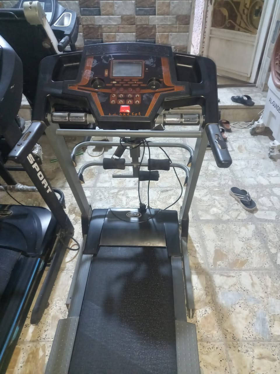 @@عرض خاص فتره محدوده (150)الف جهاز جري 
تحطيم السعر يمنه وبس تم وصول بعون الله تعالى 
اجهزه رياضيه جري باله مارتيه مستخدم شهر فقط 
جهاز جري استخدام منزلي نضيف جدا جميع أوزان 
العنوان بغداد يوجد خدمة توصيل حسب التفاق 
بعد ماكو جهاز جري ٣٠٠ ولا ٢٥٠ ولا ٢٠٠ يمنه فقط 
صار ١٥٠ هلان وسهلان فيكم تصل على رقم هاتف 
،***********
