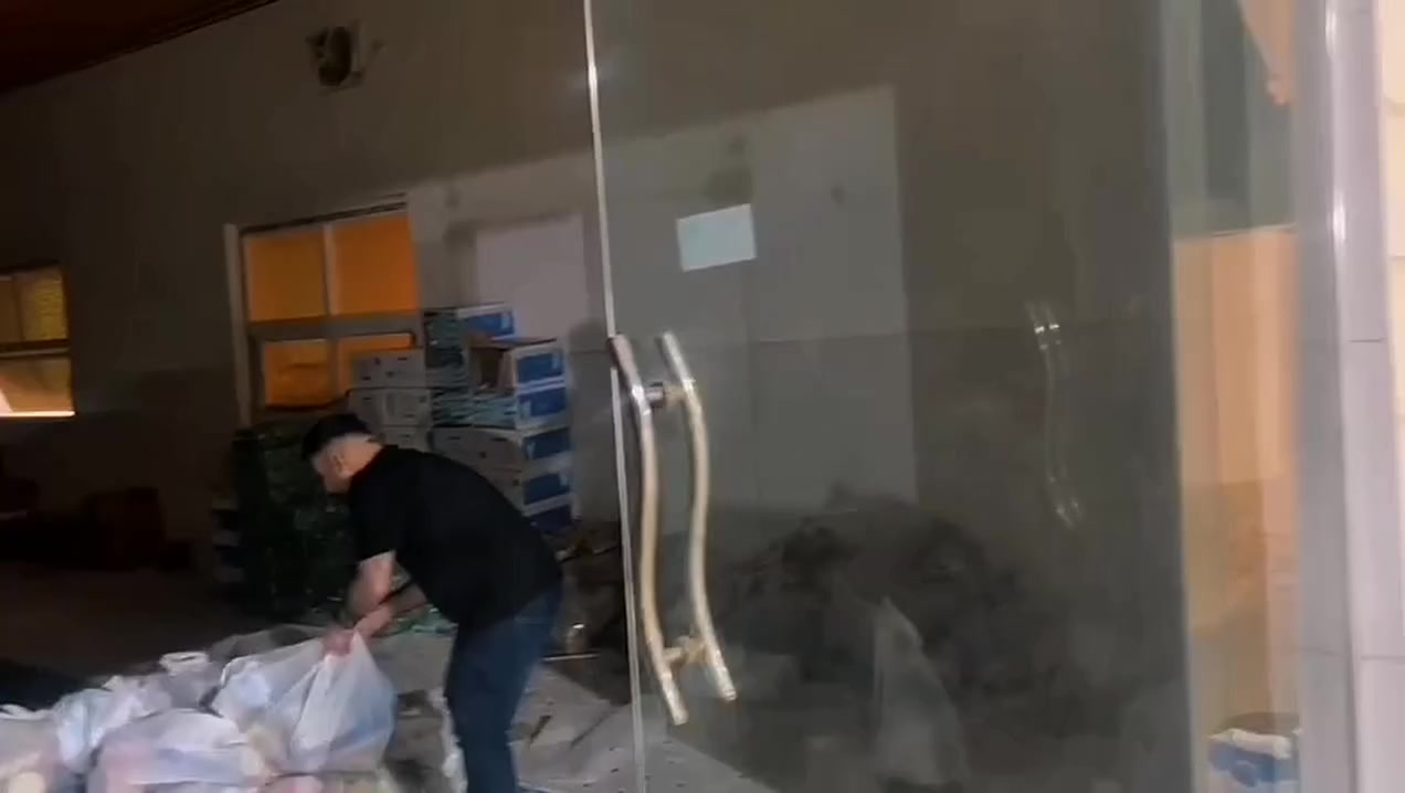 من افضل الصدقات هيه صدقة شهر رمضان
تم تجهيز 100سلة رمضانية العوائل للايتام 
نحتاج بعد 100سله الاحباب الله 
للتبرع تواصل ***********

للتبرع عبر 👇🏻
رقم الماستر كارد
1558092977
