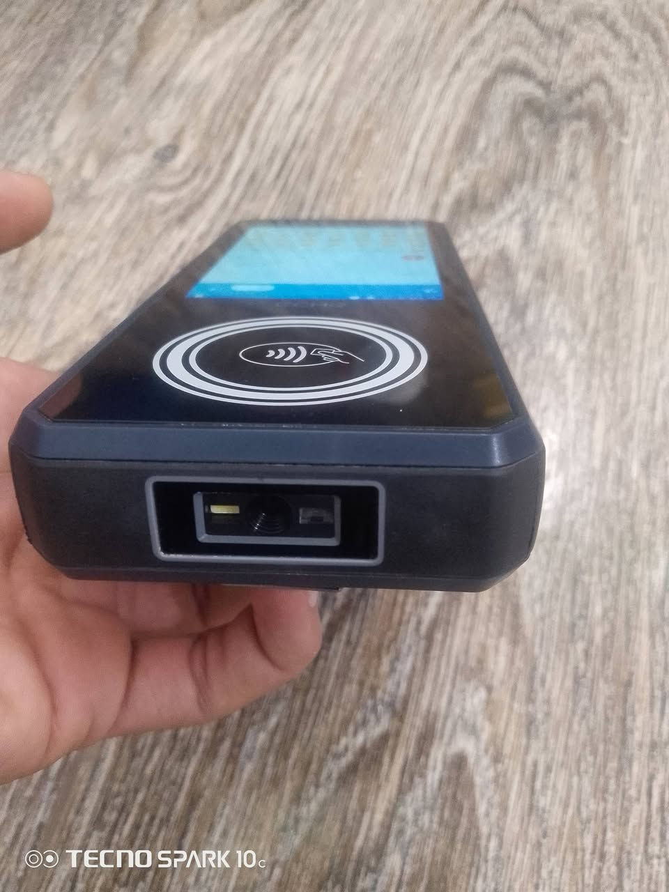 جهاز سحب ارصده بطاقات الصرف الكي كارد جديد ما مستخدم يدعم شريحتين و رام نظام اندرويد عنواني بصره
للاستفسار التواصل ***********
