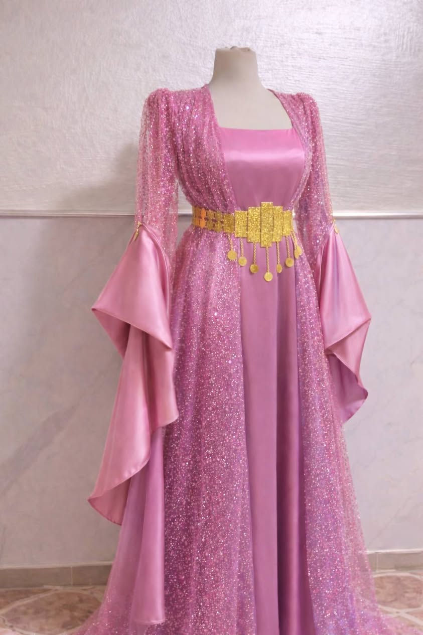 جديد بارقى ❤️
زي الكردي🥰
                شوفولي جمال 🍂🍂
 السعر الحجز على الخاص 
             توصيل جميع المحافظات🚕


**إذا كنت صاحب هذا الإعلان وتريد حذفه لأي سبب، رجاءا أرسل رسالة إلى الدعم الفني**