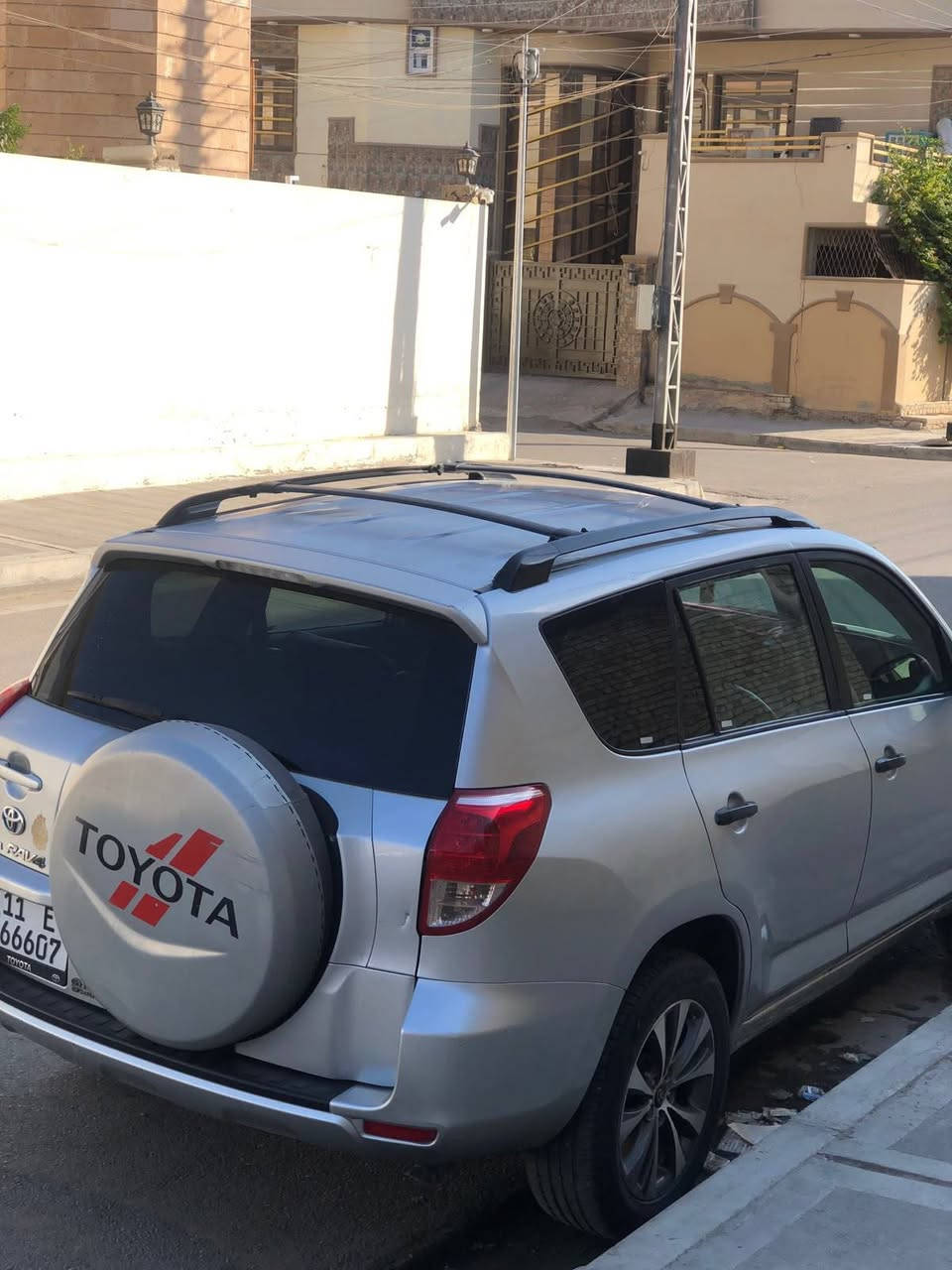 راف فور RAV4 موديل 2008 وارد امريكا محرك 4
مكينه 2400
مصبوغه احزام ضررها چاملغ امامي ومبدل رقم بغداد جديد
مكان السياره فلوجه 
للاستفسار 
‏‪***********‬‏
‏‪***********‬‏
غير متواجد على الفيس 
السعر 87$ وبيه مجال حك الجيه
