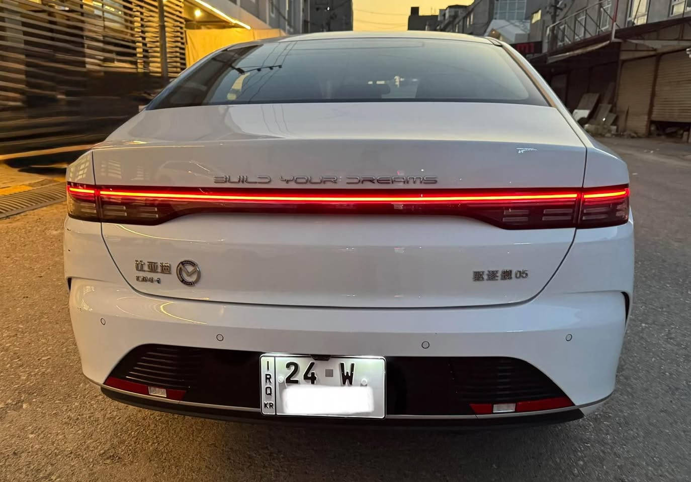 ***********
byd 2025 ديستروي
ماشيه فقط 15 الف كيلومه تر
رقم دهوك تحويل وغرامات شرط
مكان سياره دهوك
سعر 135 ورقه فقط
تحويل بشرط
كوشن جلد و سبورت
شاشه كبير و دواره
هايبرد و بنزين و كهربايي
لايتات زينون
ويل كروم
بدون سبخ دهوك, العراق
