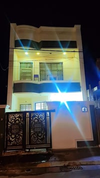 بيت للبيع مساحه م100 نزال 20واجها 5 طابقين ونص خمس غراف نوم و ملحقاتة ...