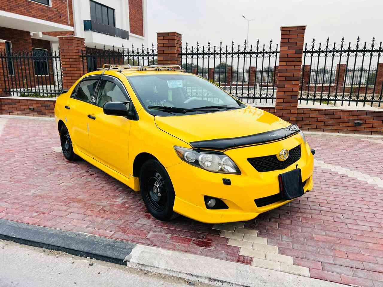 سلام عليكم كورله 2009 وارد خليجي مكفوله ماعده الباب مبدل بدون دواخل شرط السونار
مكينه وكير مكفولات 
وحداديه وطخم تاير جديد وباتري ومنضومه تبريد جديده شاشه وكامره لايتات زنون 
مصفره هيئه وغرامات مداور ثاني يوم 
السياره احله من الصوره بهواي السياره جديده 
السعر 88 وبيه مجال 
الاستفسار ‭٠٧٧١ ٧٦٤ ٥٢٩٩‬
مكان السياره كربلاء
