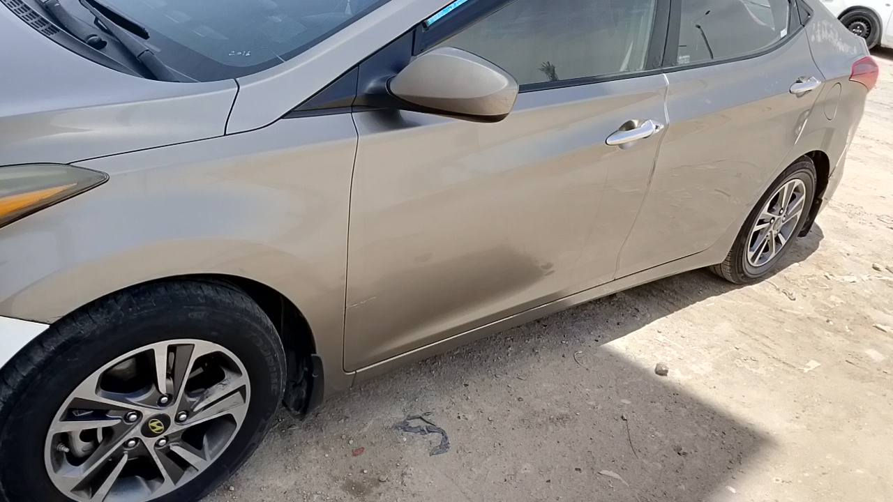 السلام عليكم الانتر الابيع وارد امريكي موديل 16 حادث بل بنيد خفيفه مكينه 1800 رقم بصره بسمي تحويل ثاني يوم البريد ثلج السعر 110 وبه مجال 
***********
