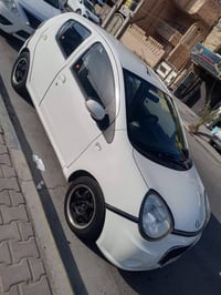باندا لون ابيض بأسمي موديل ٢٠١٢  شاشة رقم انكليزي جديد  سنوية لغاية ٢٠...