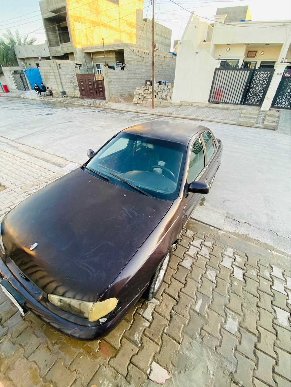 النترا 1993 كير عادي 
محرك 1600 تجفيت جديد صدر جديد مع مشط ستيرن 
بطارية داينمو جديد سلف جديد 
رقم كركوك مشروع وطني كوبون بانزين 
جام كهربائي  تبريد يريد ادامة سعر 27 ورقة وبيهة مجال
*********** Singapore
