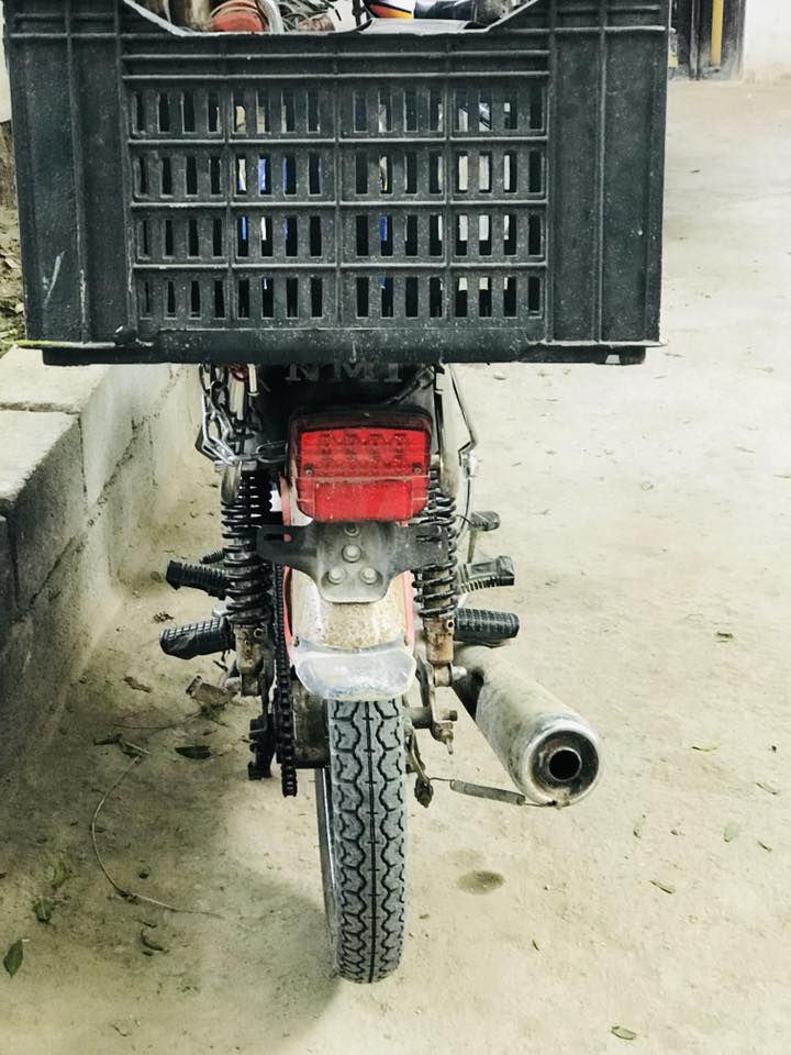 دراجه للبيع كلك كلك كلك اكفله عشاير   مكاني ناصريه سوق الشيوخ ناحيه الفضليه السعر ٣٥٠ جاهزه من كلشي لا شوفه  وياله جدد بس كلعكهن دهن انه مخليلهن وجاهزه من كلشي رقمي ***********
