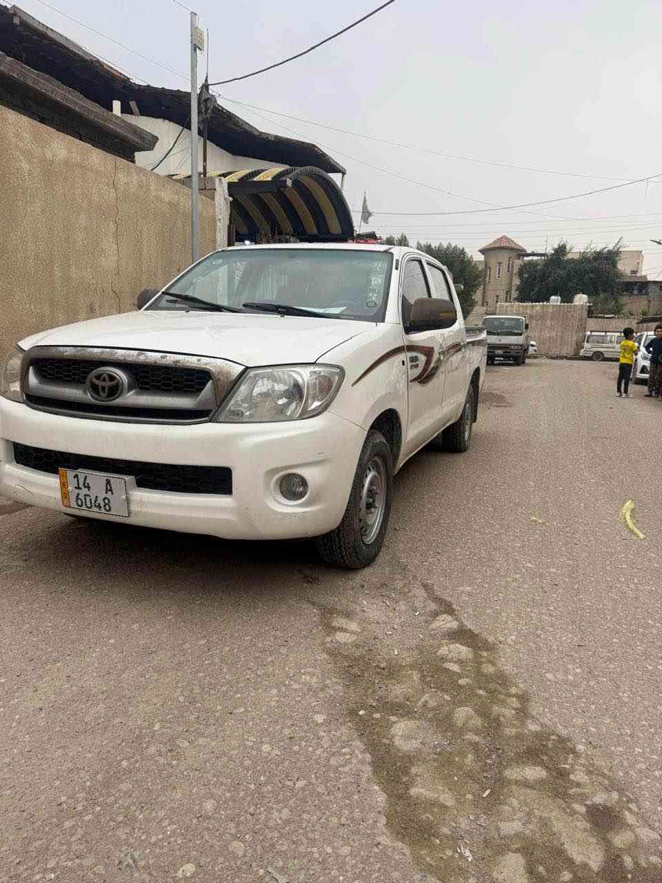 السلام عليكم سياره بيكم افلاونزا 2009 السياره نظيفه كير ومكينه وحداديه وتخم تاير وتبريد وشاشه السياره خير من الله ما ناقصها اي شي بيها ضربه بالجاملق الأيمن ومعمريها 
سعر 120 
 رقم الهاتف متواجد واتساب وشريحه العنوان بصرة التنومة 
*********** البصرة, العراق
