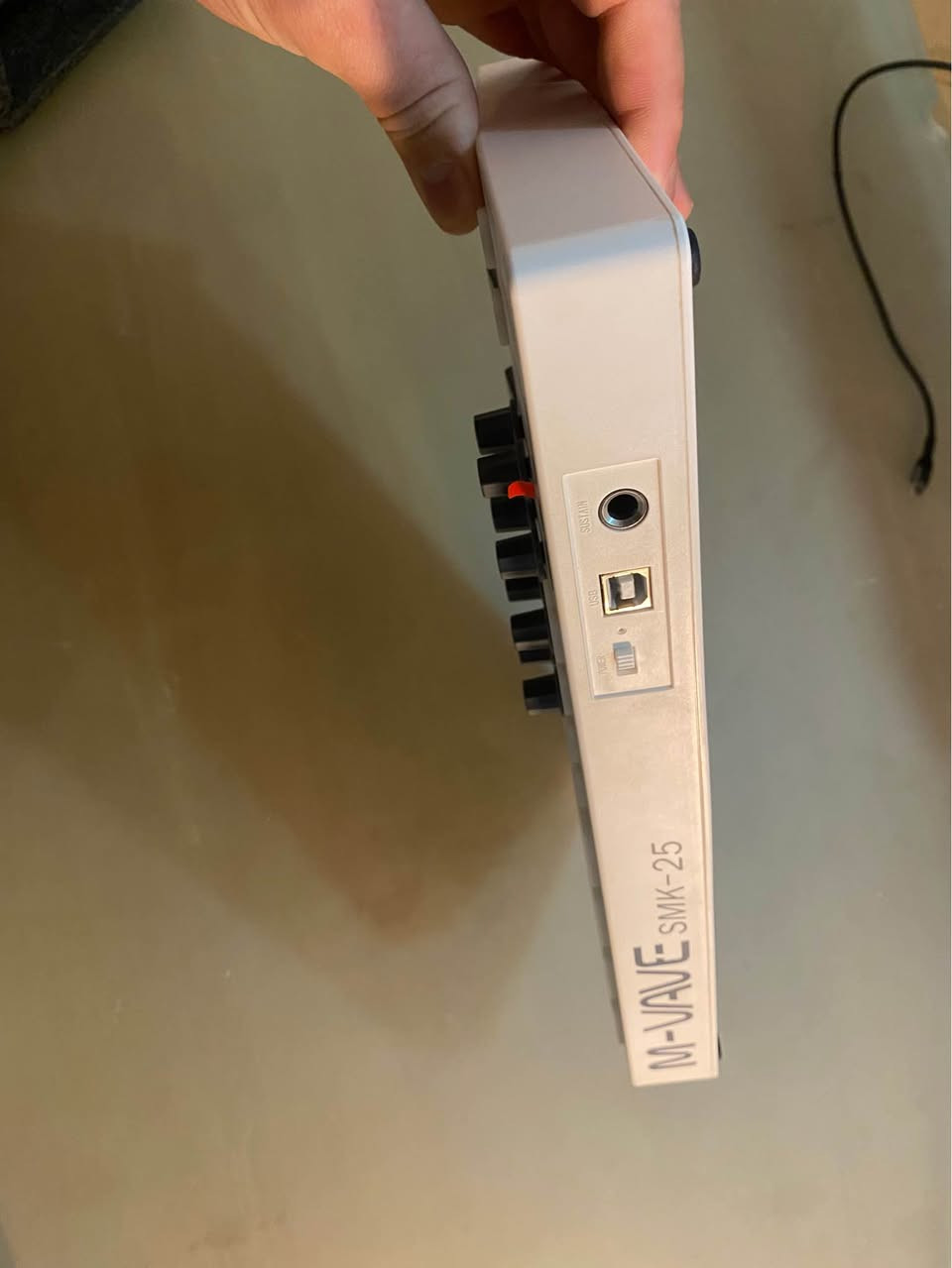 كيبورد بيانو يشتغل على أندرويد والكمبيوتر والآيفون كوالتي عالي 
١- بلوتوث👍
٢-يوسبي 👍
استخدام جدا قليل نظافة ١٠٠٪؜

کەیبۆردی پیانۆ، کار دەکات لەسەر ئەندرۆید، کۆمپیوتەر و ئایفۆن، بە کوالێتییەکی بەرز:
١- بلوتووس 👍
٢- یو ئێس بی (USB) 👍
زۆر کەم بەکارهاتووە و پاکوخاوێنییەکەی ١٠٠٪ـە أربيل, العراق


**إذا كنت صاحب هذا الإعلان وتريد حذفه لأي سبب، رجاءا أرسل رسالة إلى الدعم الفني**