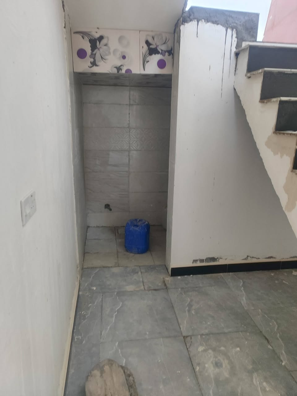 💰 45 مليون دينار عراقي و قابل للتفاوض 
📢 فرصة للبيع – دار سكني جاهز في أبو الخصيب (أبو جوزي)
🏡 دار للبيع بمساحة 100 متر مربع (10×10) وقف سني 
📍 الموقع: أبو الخصيب – أبو جوزي، يبعد تقريباً 1 كم عن الشارع السايدين***********
