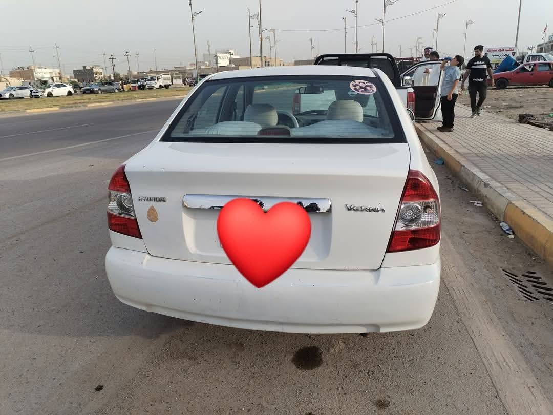 السلام عليكم
فيرنا 14 رقم واسط انكليزي الجديد ب اسمي 
سياره خير من الله 
تدفئه تبريد ثلج 
اقتصاديه 
 السعر 77 وبيه مجال بسيط حق الجيه 
مكاني بغداد ناحية الوحده قرب بسمايه 
واتساب ‏‪0781 525 5046‬‏
