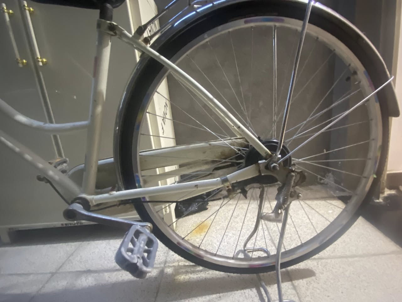 باسكل بطه للبيع حجم 27  سعر 75 مكان حله


**إذا كنت صاحب هذا الإعلان وتريد حذفه لأي سبب، رجاءا أرسل رسالة إلى الدعم الفني**