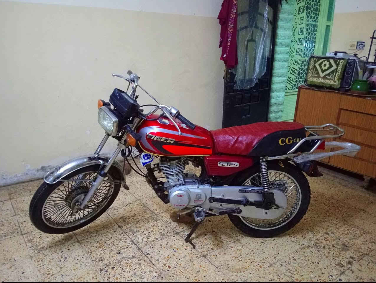 السلام عليكم اخوان تايكر 2020 ماكينه ماكينه مفتوحه بس شرط خرسه ماكينه بصمه وايرمانيه شغاله ومكاني ايسر حي البكر السعر 420 وبي مجال بسيط شراي انتصل ***********
